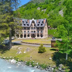 https://hotel-vignemale.midi-pyreneeshotels.com